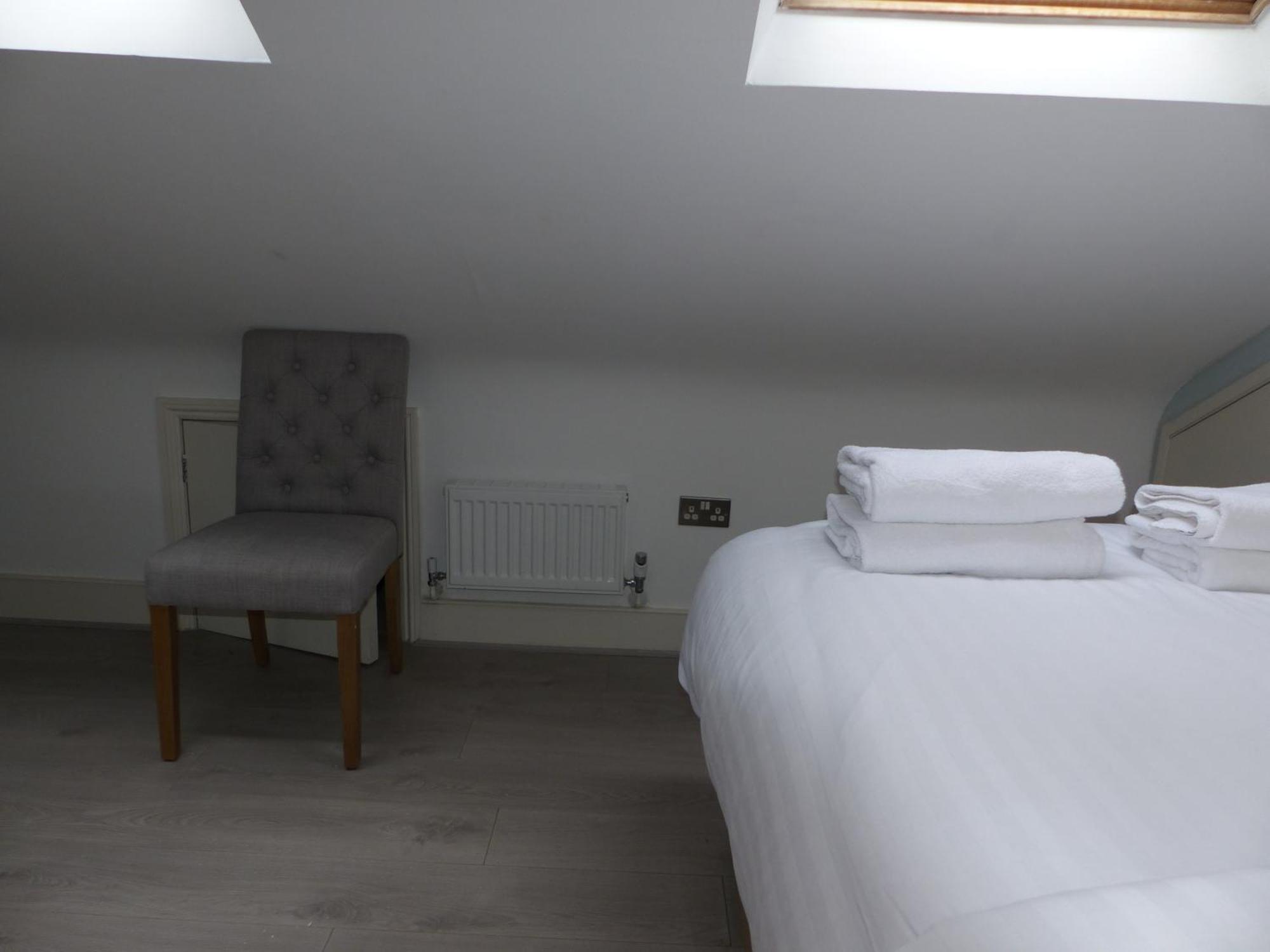 Marldon Olympia Hotel London Exterior photo