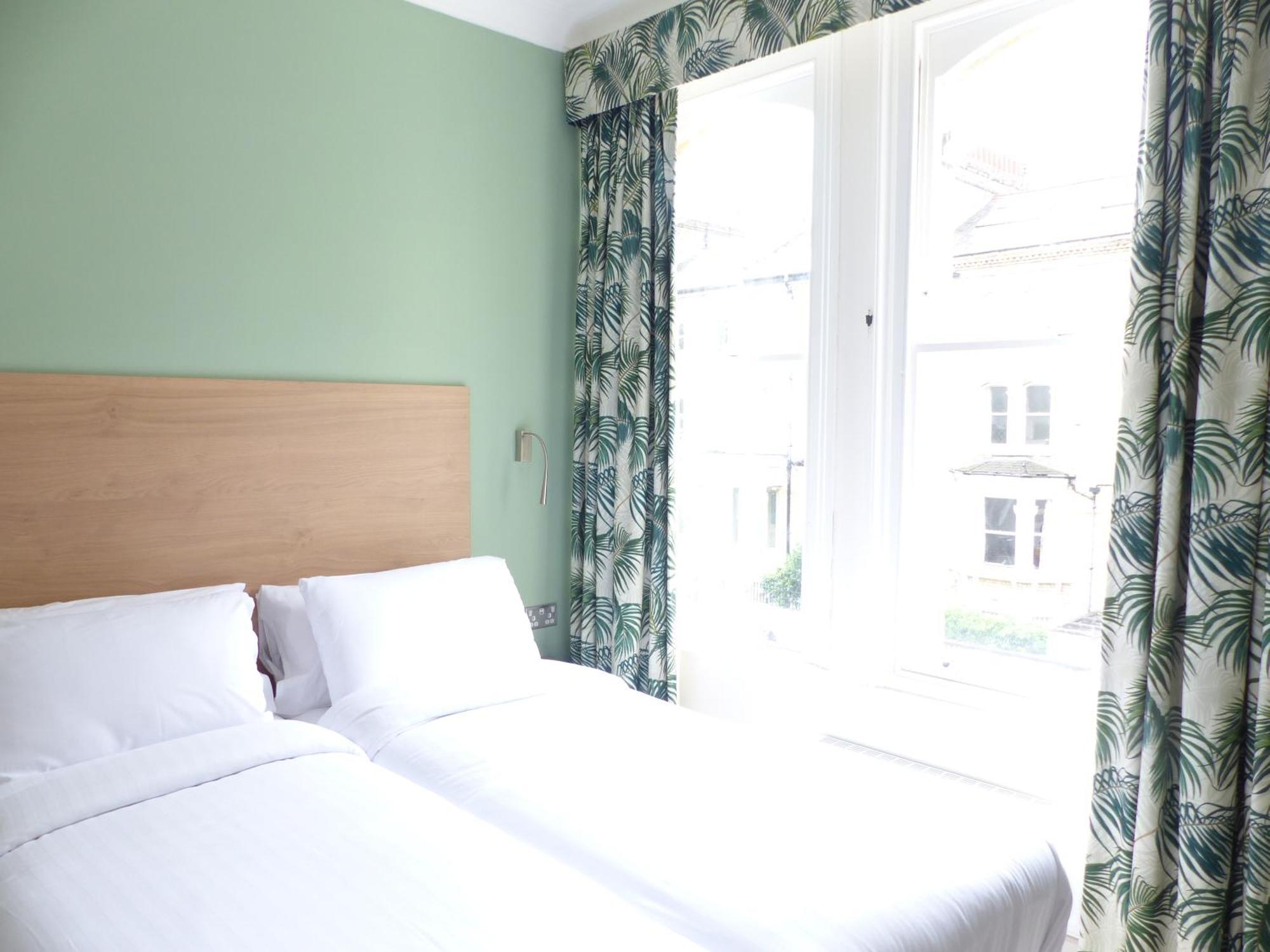 Marldon Olympia Hotel London Exterior photo